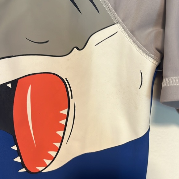Carters Kids Youth Boys Blue Shark rashguard - Picture 2 of 5